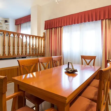 Livemalaga Terrace & Grand House Holiday home *